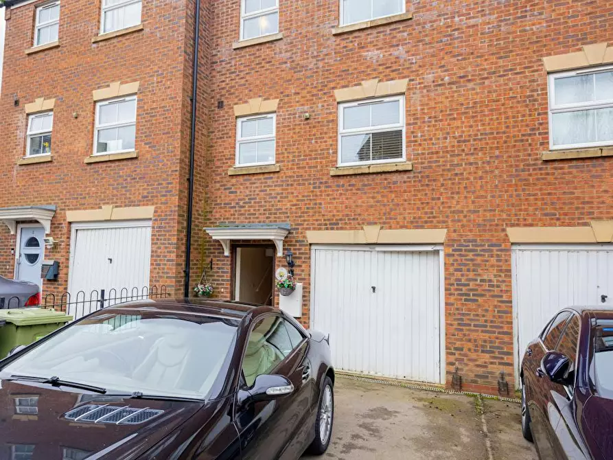 Immagine 2 di Casa indipendente in affitto  in Carlisle Close a Corby