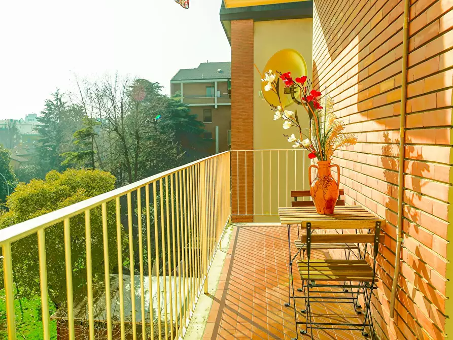 Immagine 3 di Appartamento in affitto  in Via Francesco Cavazza a Bologna