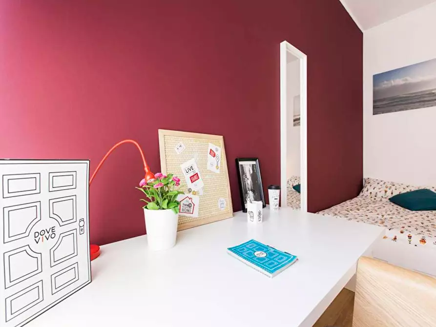 Immagine 5 di Camera in affitto  in Via Gallarate a Milano