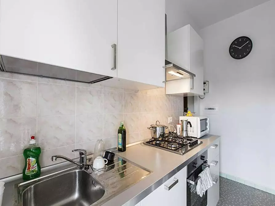 Immagine 5 di Camera in affitto  in Via dei Mandorli a Corsico