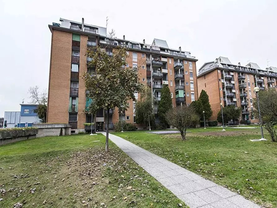 Immagine 8 di Camera in affitto  in Via dei Mandorli a Corsico