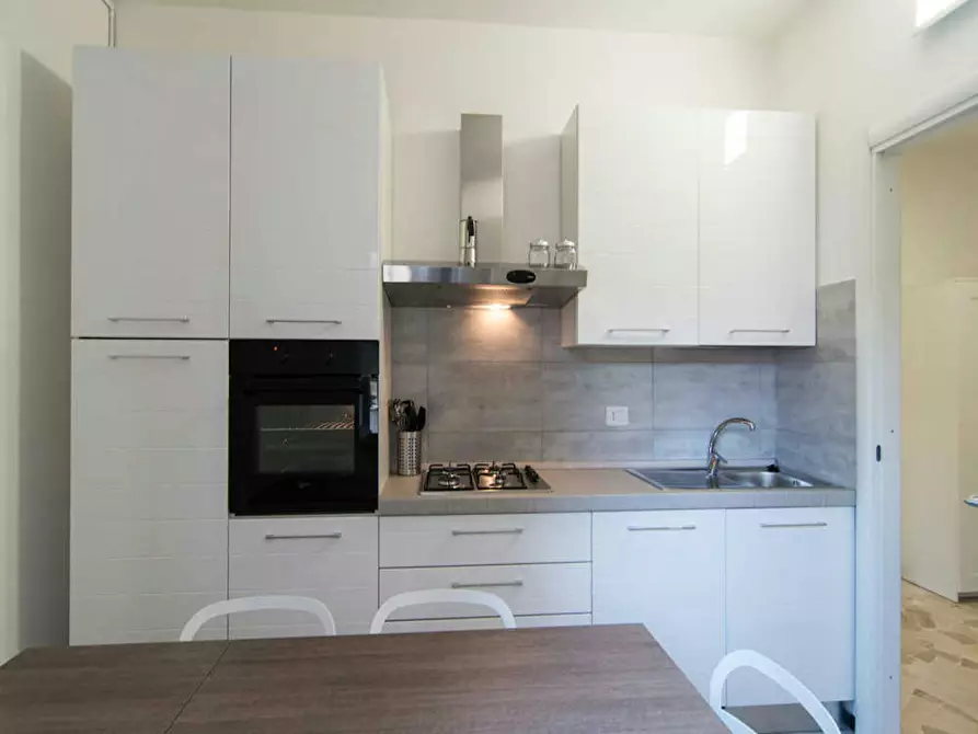 Immagine 10 di Camera in affitto  in Via Francesco Reina a Milano