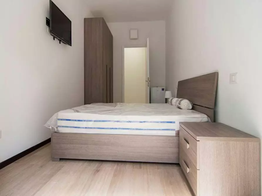 Immagine 6 di Camera in affitto  in Via Francesco Reina a Milano