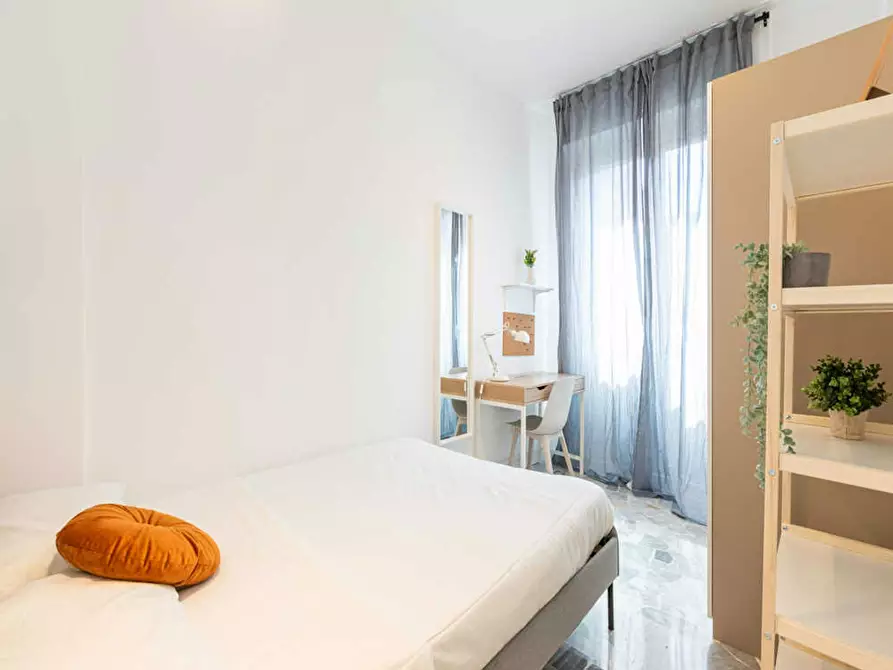 Immagine 2 di Camera in affitto  in Largo Cavalieri di Malta a Milano