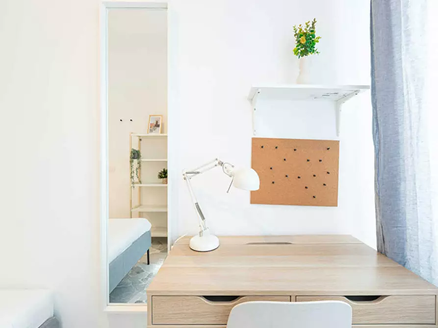 Immagine 6 di Camera in affitto  in Largo Cavalieri di Malta a Milano