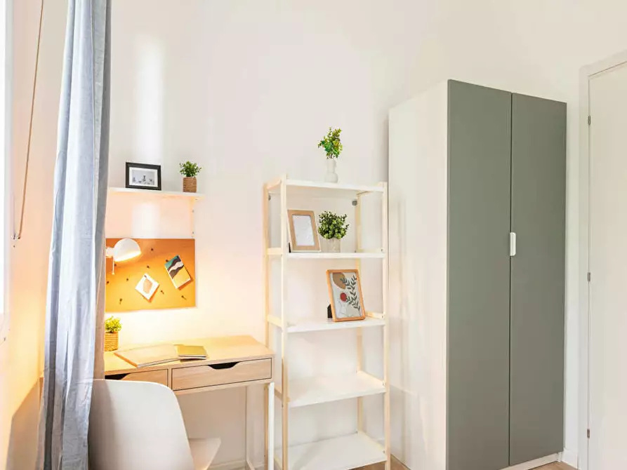 Immagine 6 di Camera in affitto  in Largo Cavalieri di Malta a Milano