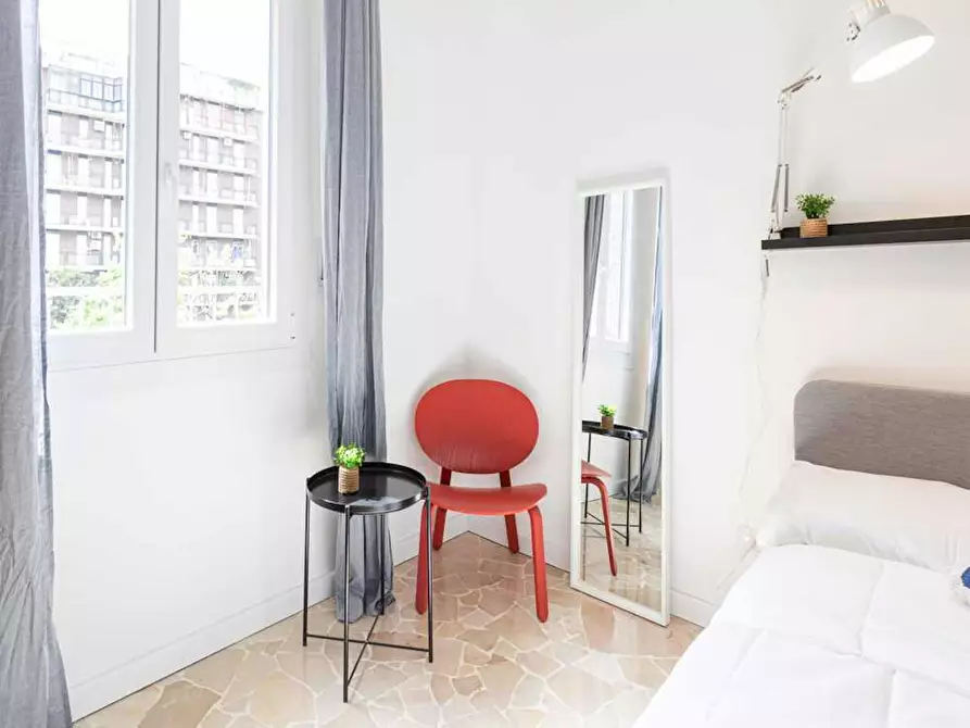 Immagine 1 di Camera in affitto  in Largo Cavalieri di Malta a Milano