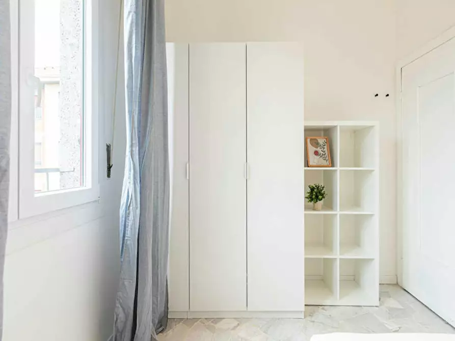 Immagine 5 di Camera in affitto  in Via Salvatore Barzilai a Milano