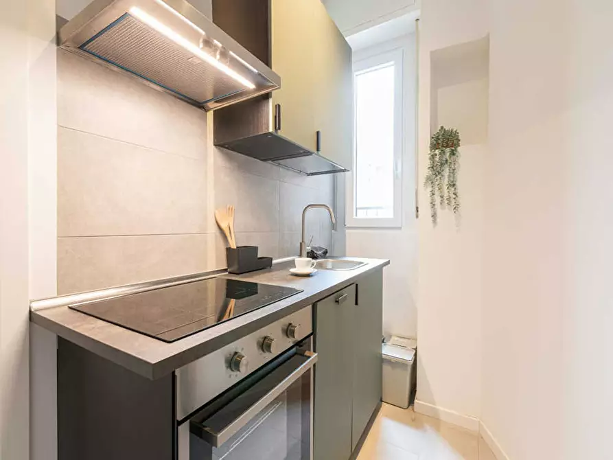 Immagine 8 di Camera in affitto  in Via Salvatore Barzilai a Milano