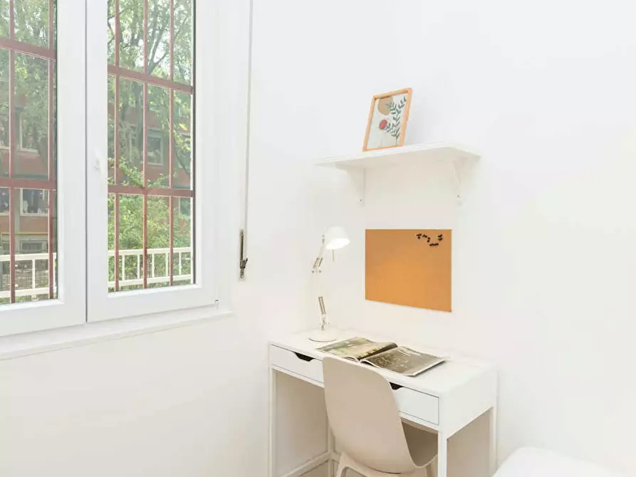 Immagine 6 di Camera in affitto  in Largo Cavalieri di Malta a Milano