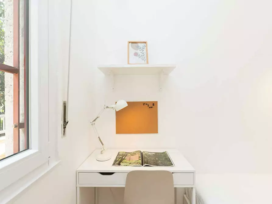 Immagine 8 di Camera in affitto  in Largo Cavalieri di Malta a Milano