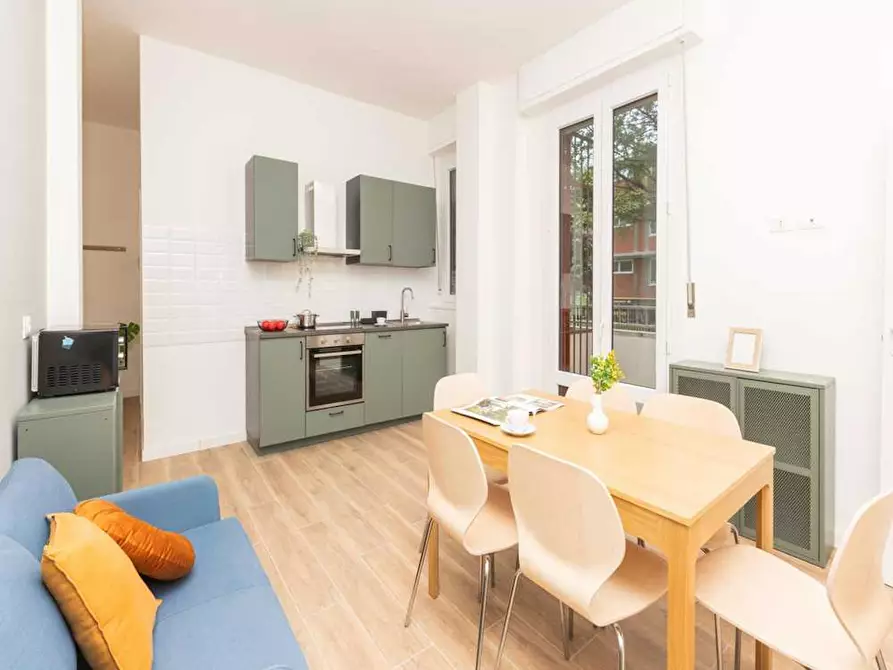 Immagine 5 di Camera in affitto  in Largo Cavalieri di Malta a Milano