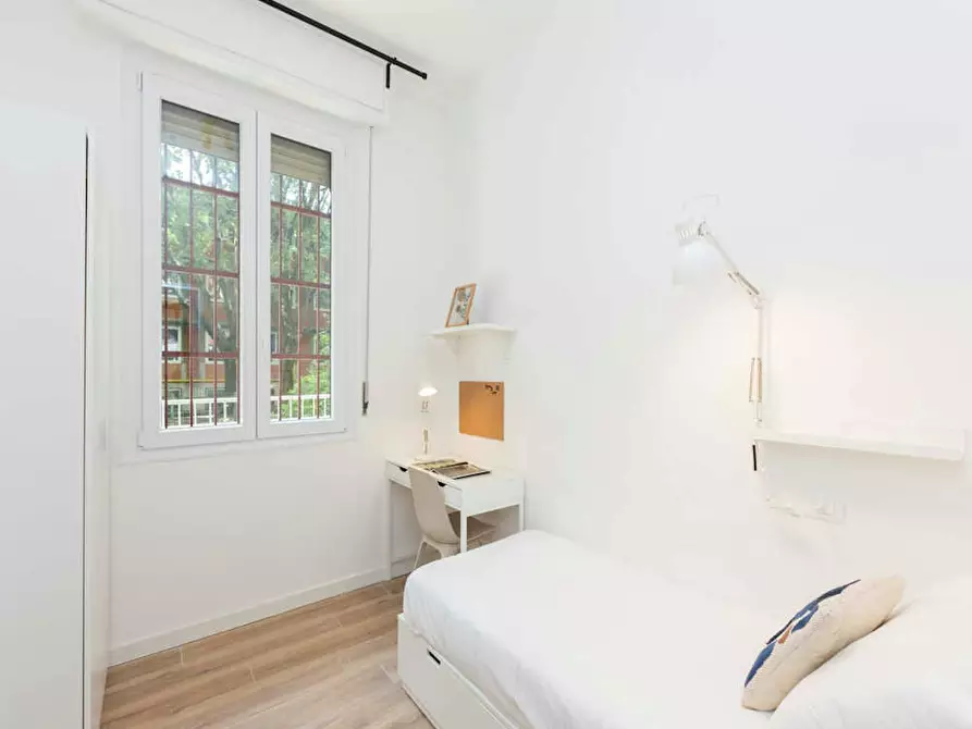 Immagine 2 di Camera in affitto  in Largo Cavalieri di Malta a Milano