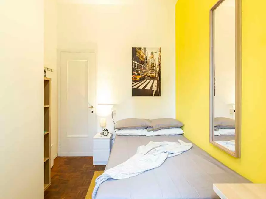Immagine 1 di Camera in affitto  in Via Sulmona a Milano