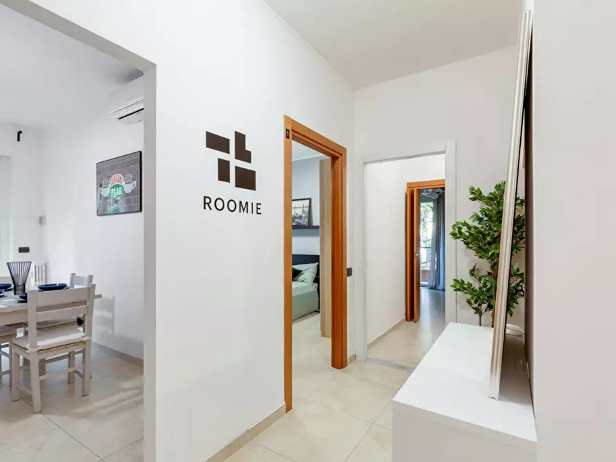 Immagine 10 di Camera in affitto  in Via Rembrandt a Milano