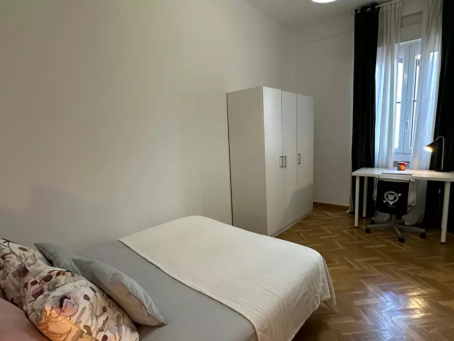 Immagine 2 di Camera in affitto  in Calle del Doctor Esquerdo a Madrid