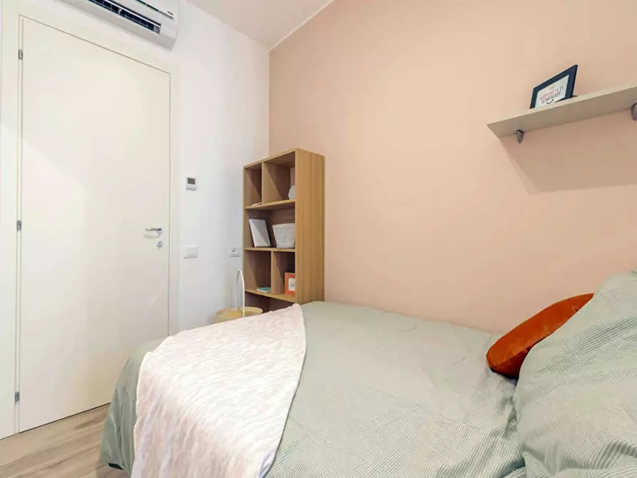 Immagine 2 di Camera in affitto  in Via Ospedale Civile a Padova