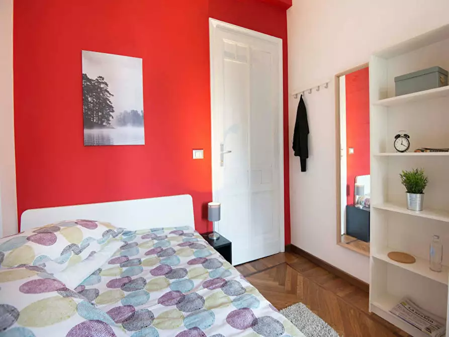 Immagine 7 di Camera in affitto  in Corso Re Umberto a Torino