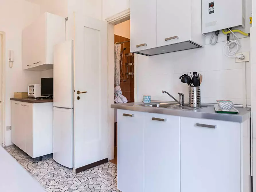 Immagine 8 di Camera in affitto  in Via Tito Vignoli a Milano