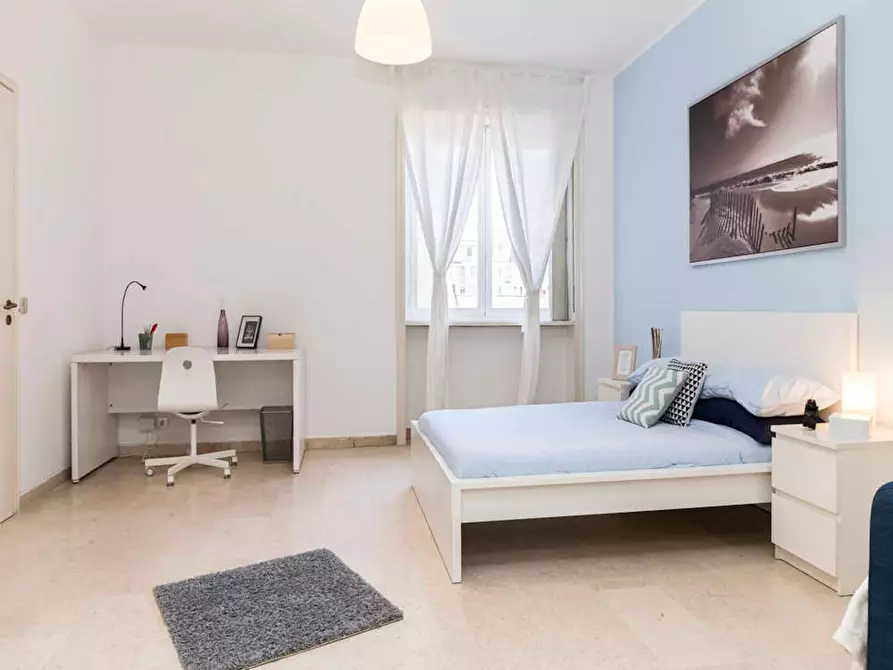 Immagine 3 di Camera in affitto  in Via Tito Vignoli a Milano