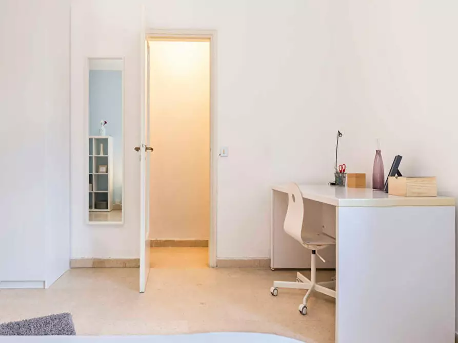 Immagine 7 di Camera in affitto  in Via Tito Vignoli a Milano