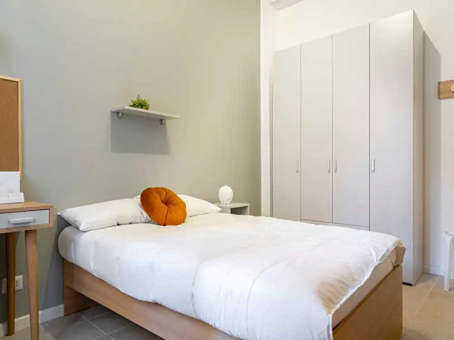 Immagine 2 di Camera in affitto  in Via Amatore Sciesa a Milano