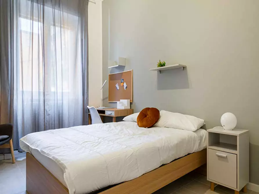 Immagine 1 di Camera in affitto  in Via Amatore Sciesa a Milano