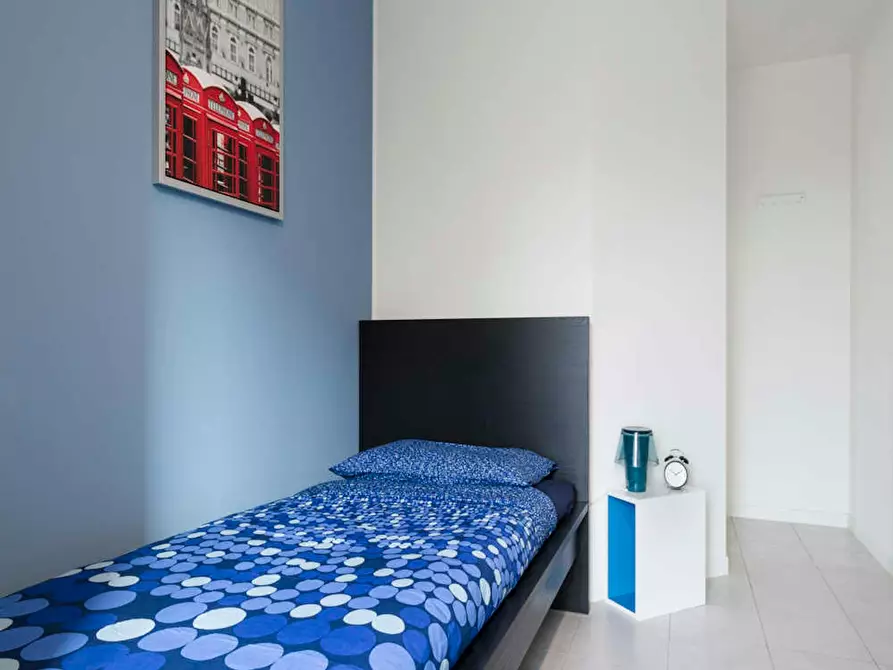 Immagine 1 di Camera in affitto  in Largo Cavalieri di Malta a Milano