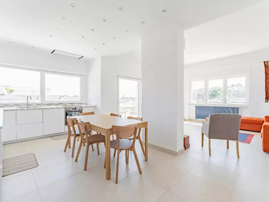 Immagine 10 di Appartamento in affitto  in Via Vittorio Polacco a Roma