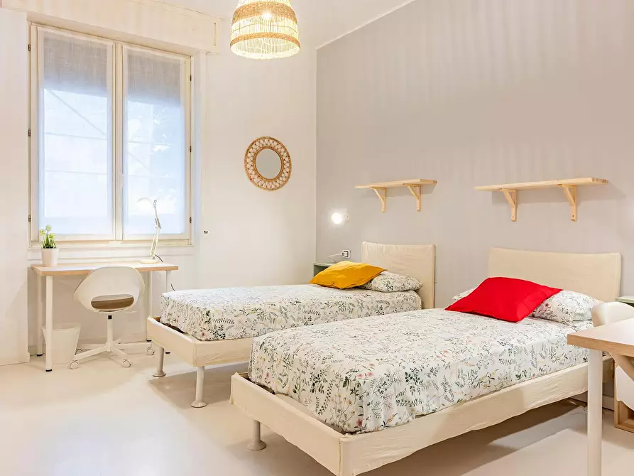 Immagine 5 di Camera condivisa in affitto  in Via Assietta a Milano