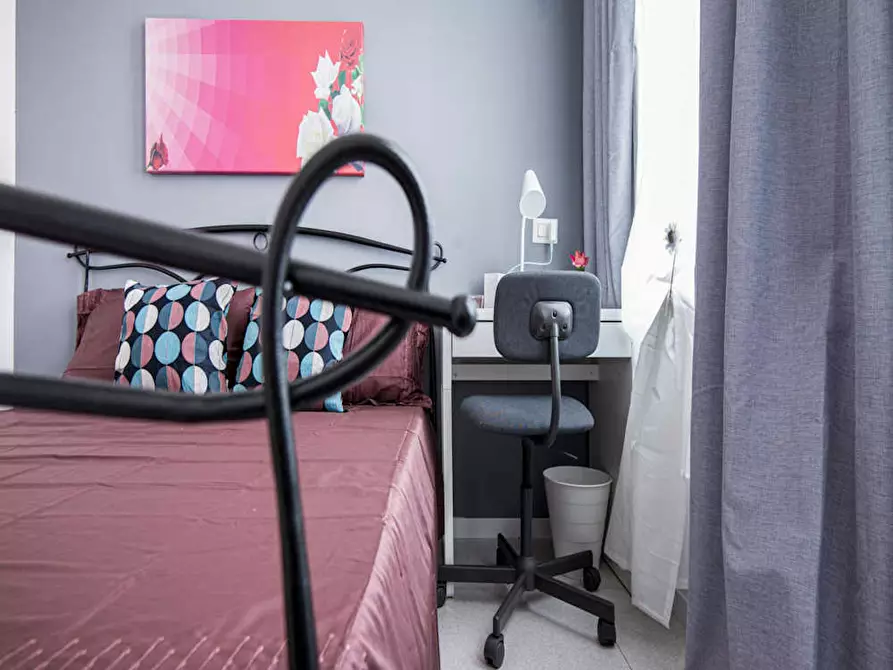 Immagine 5 di Camera in affitto  in Via Carlo Imbonati a Milano