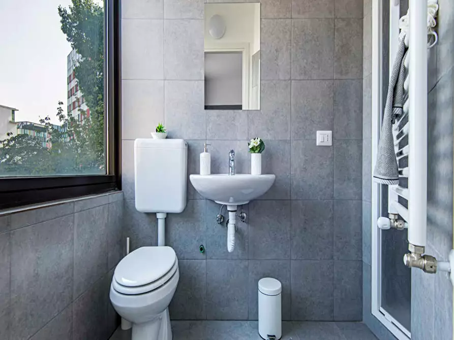 Immagine 6 di Camera in affitto  in Via Carlo Imbonati a Milano