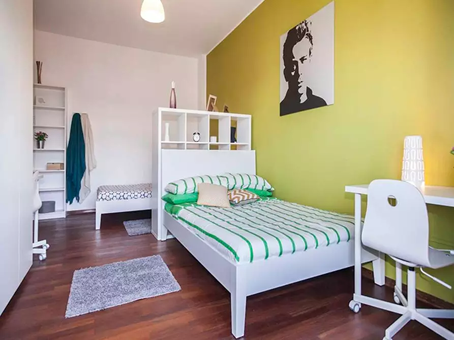 Immagine 5 di Camera in affitto  in Via Giuseppe Frua a Milano