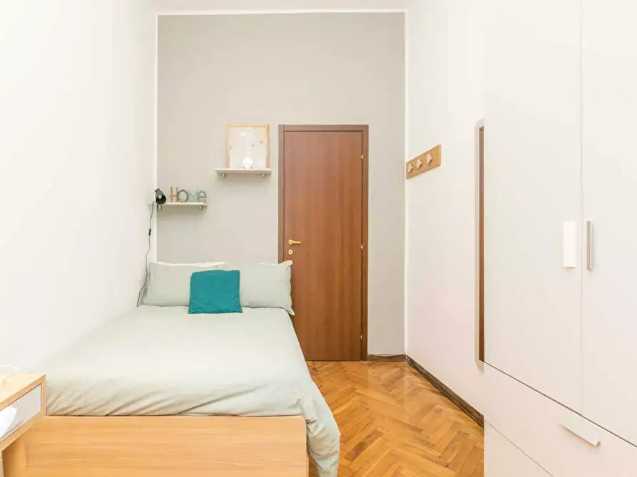 Immagine 2 di Camera in affitto  in Corso di Porta Vittoria a Milano