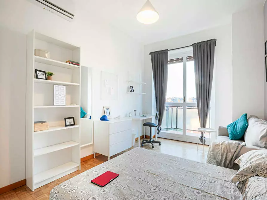 Immagine 3 di Camera in affitto  in Viale Tibaldi a Milano