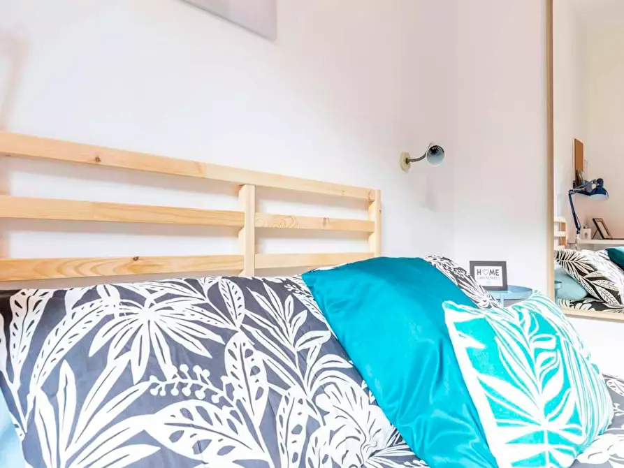 Immagine 9 di Camera in affitto  in Via Fiume delle Perle a Roma