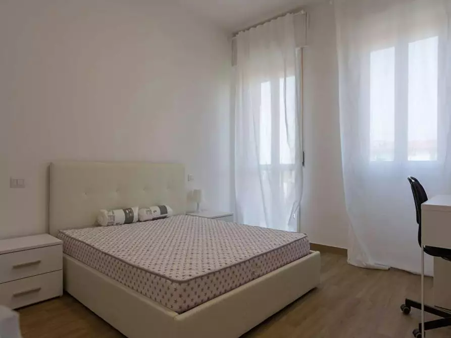 Immagine 1 di Camera in affitto  in Viale San Gimignano a Milano