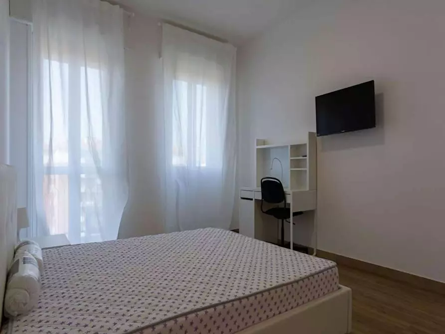 Immagine 6 di Camera in affitto  in Viale San Gimignano a Milano