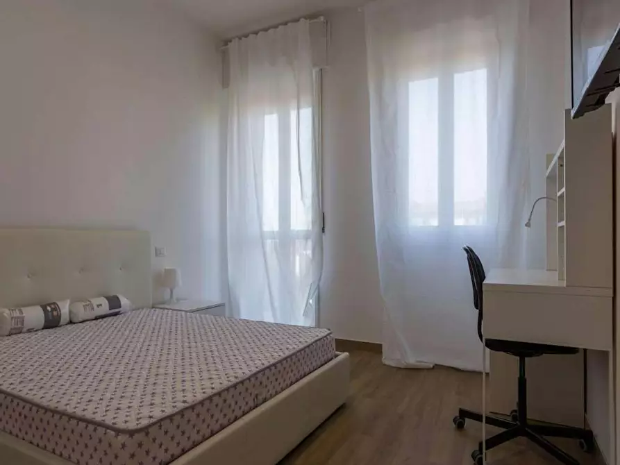 Immagine 3 di Camera in affitto  in Viale San Gimignano a Milano