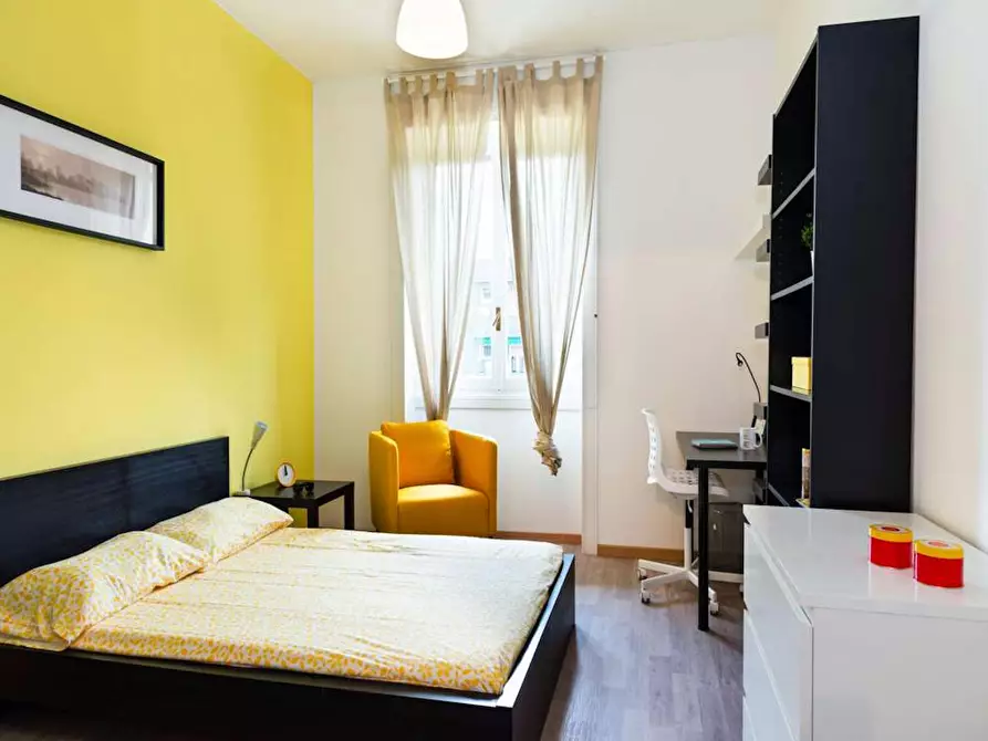 Immagine 2 di Camera in affitto  in Via Raffaello Bertieri a Milano