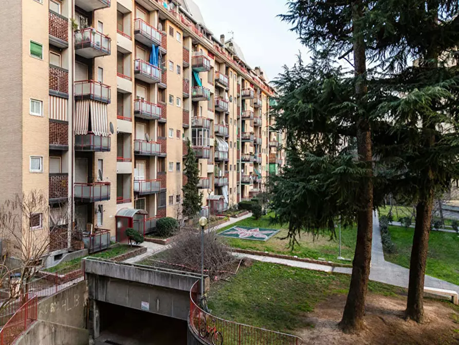 Immagine 10 di Camera in affitto  in Via dei Salici a Buccinasco
