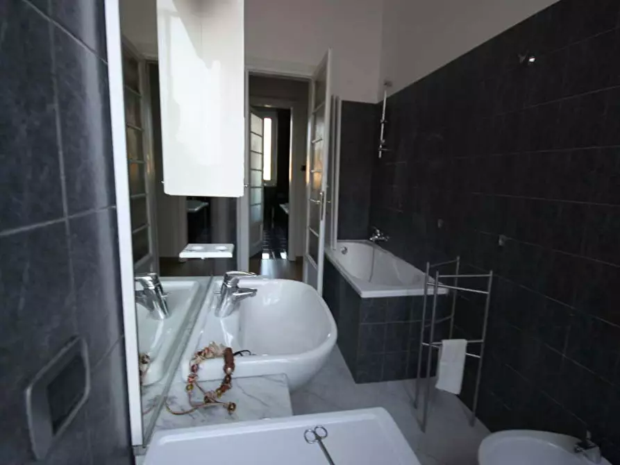 Immagine 6 di Camera in affitto  in Via Bernina a Milano