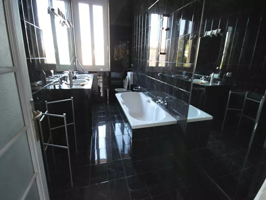 Immagine 7 di Camera in affitto  in Via Bernina a Milano