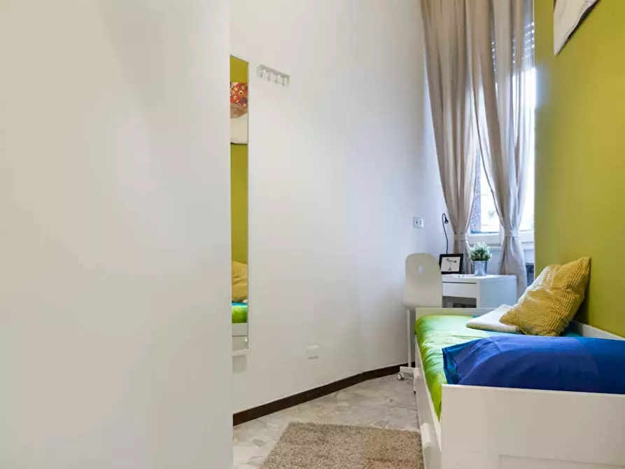 Immagine 3 di Camera in affitto  in Via Salvatore Barzilai a Milano