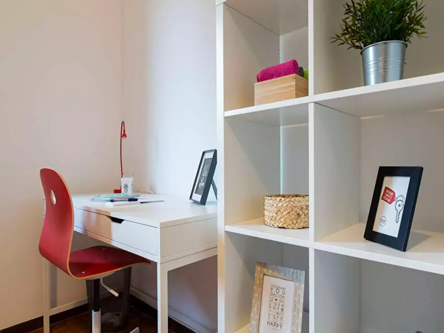 Immagine 8 di Camera in affitto  in Via dei Mandorli a Buccinasco