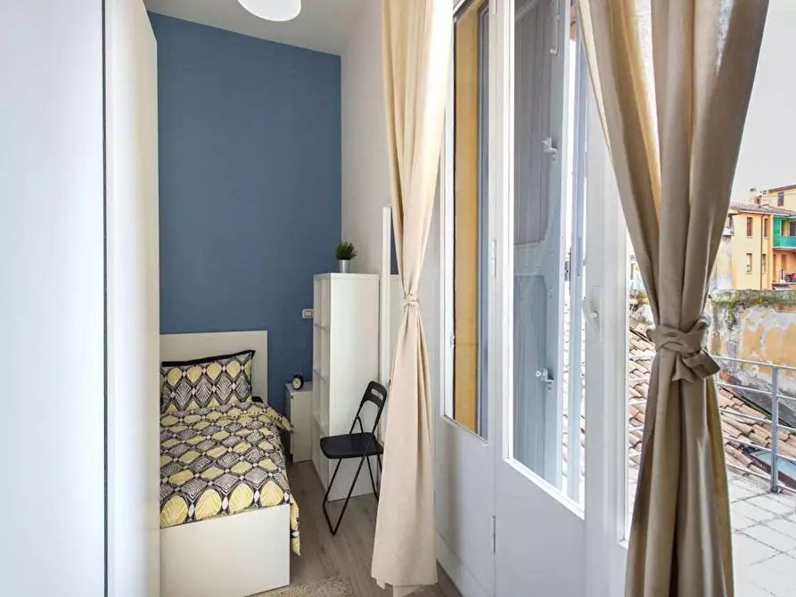 Immagine 1 di Camera in affitto  in Via del Borgo di San Pietro a Bologna