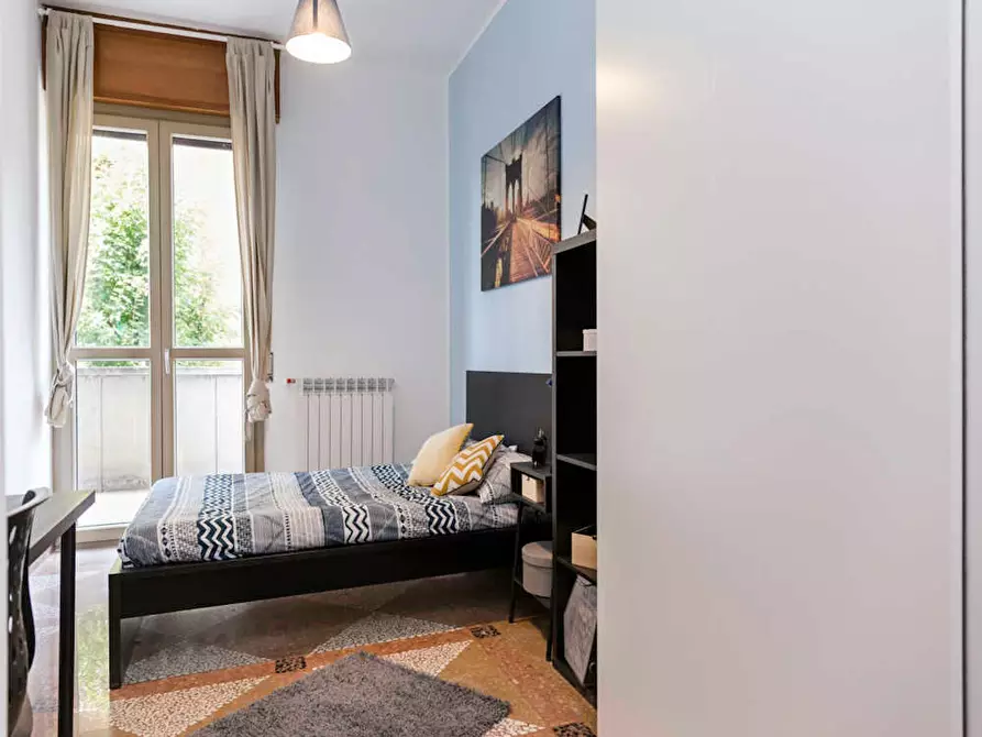 Immagine 1 di Camera in affitto  in Viale Giovanni Vicini a Bologna