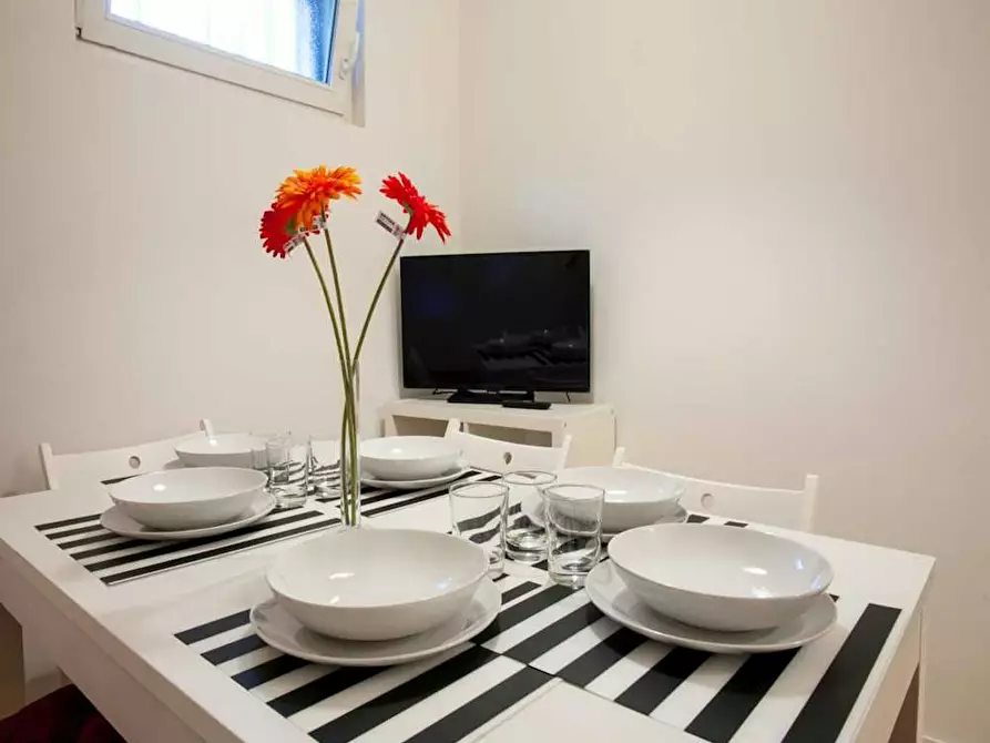 Immagine 6 di Camera in affitto  in Via Donato Creti a Bologna