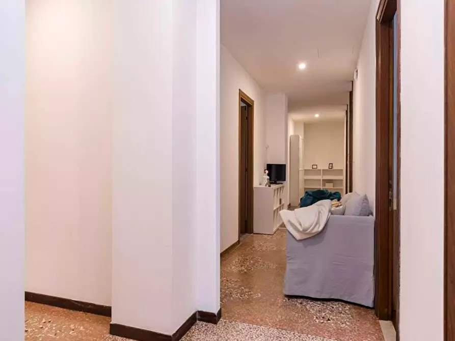 Immagine 7 di Camera in affitto  in Viale Giovanni Vicini a Bologna