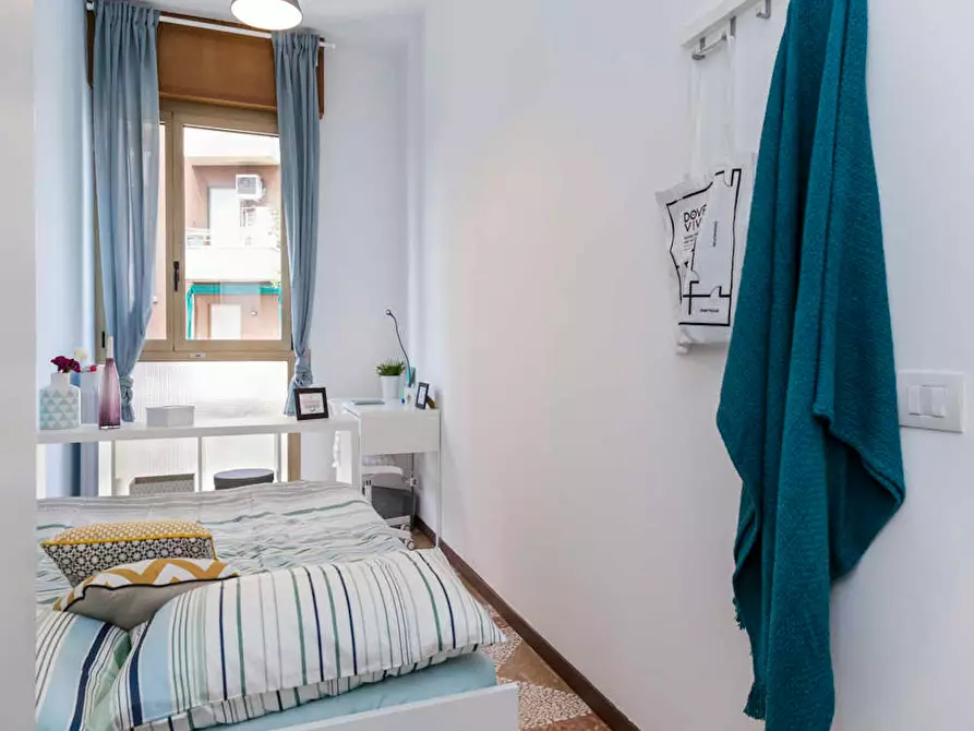 Immagine 1 di Camera in affitto  in Viale Giovanni Vicini a Bologna